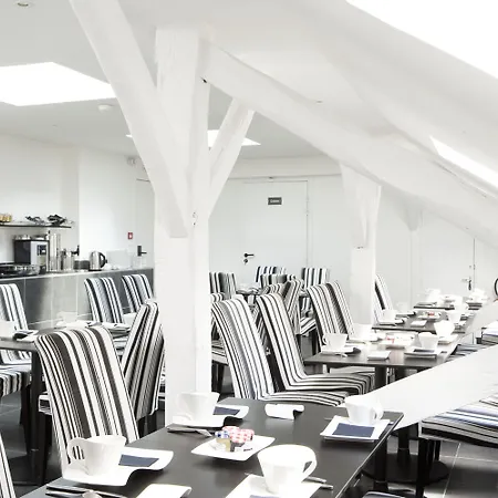Hotell Standard Design Paris