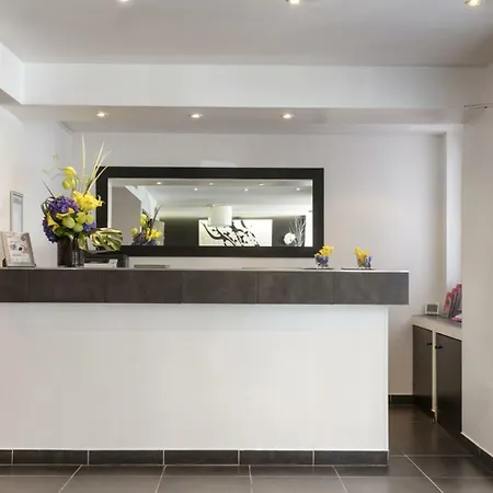 Standard Design Париж