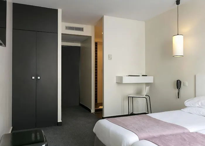 Standard Design 파리