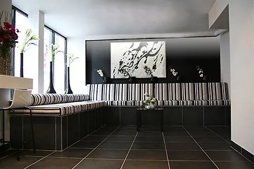 Standard Design Hotell 3*