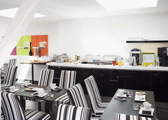 Standard Design Hotel 3*