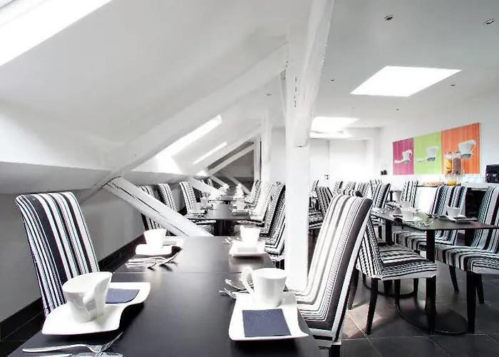 Standard Design 3* Paris