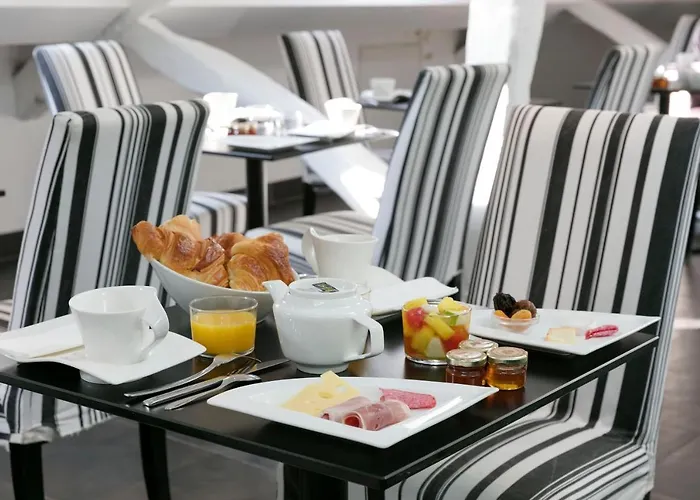 Standard Design 3* Paris