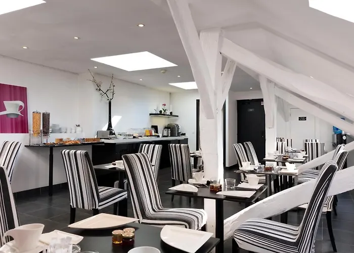 Hotell Standard Design 3*